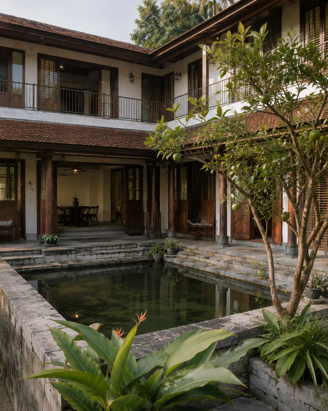Cầu thang và giao thông – Nhà mái Thái thanh lịch tại Tuyên Quang