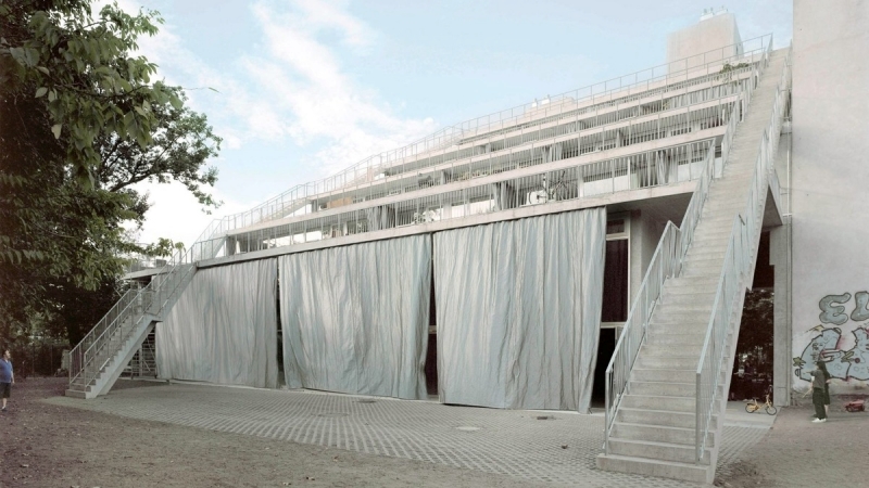 Ban công kiểu thác nước của Terrassenhaus Berlin- Đức