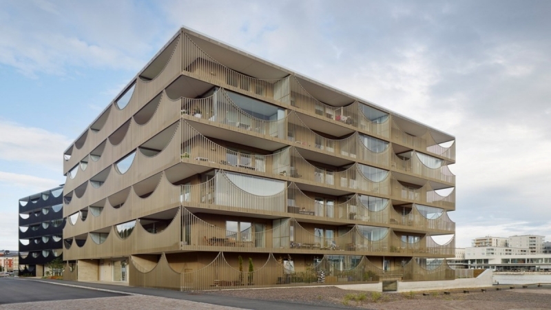 Ban công hình mái vòm lộn ngược Västra Kajen- Pháp