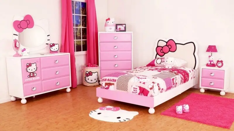 Phòng ngủ bé gái Hello Kitty