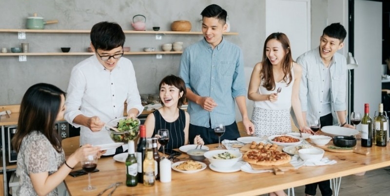 Nguồn gốc hình thành các bữa tiệc tân gia