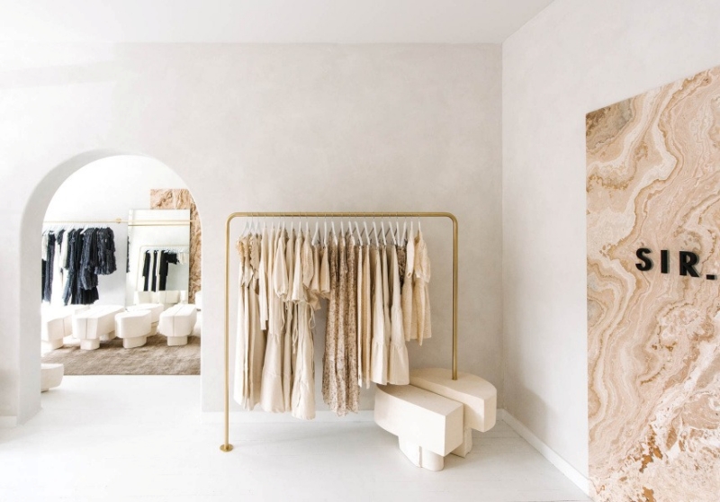 Thiết kế shop quần áo phong cách tối giản