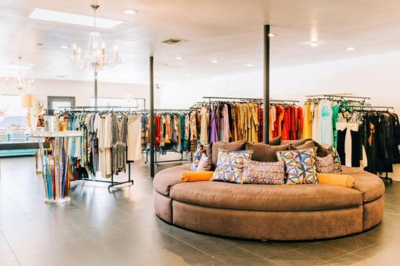 Thiết kế shop quần áo phong cách châu Âu