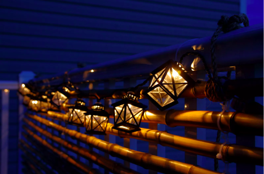 trang trí lan can ban công